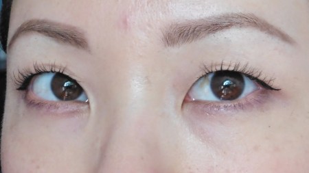 Thick wing turns into "why do you have lines on just the outside of your eyes?"