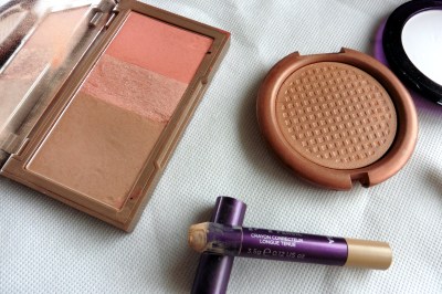 04 Urban Decay Naked Flushed Streak 24-7 Concealer NSA Baked Bronzer