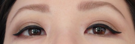 11 Cogit Cats Eyelid Tape Wearing Makeup