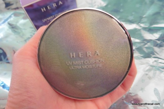 03 HERA UV Mist Cushion Ultra Moisture Compact