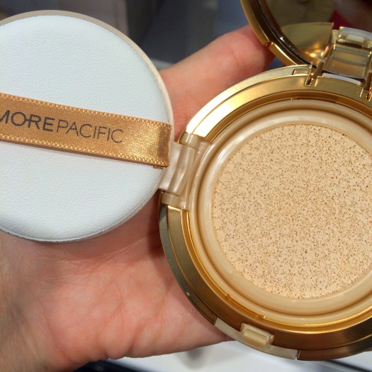 02 AmorePacific Resort Collection Sun Protection Cushion Review