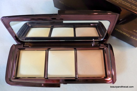 02 BeautyandtheCat x Hourglass Ambient Lighting Palette