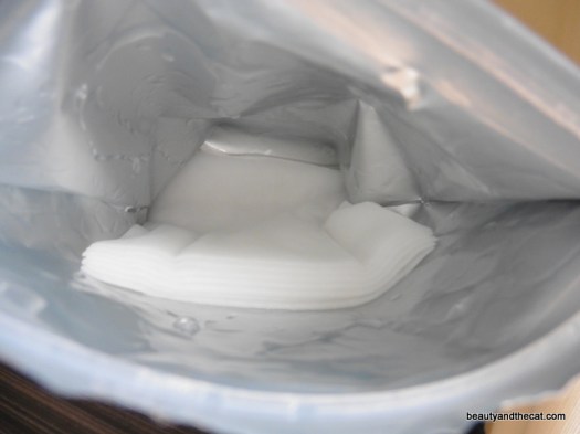 02 Premium LuLuLun Sheet Mask Hokkaido Review