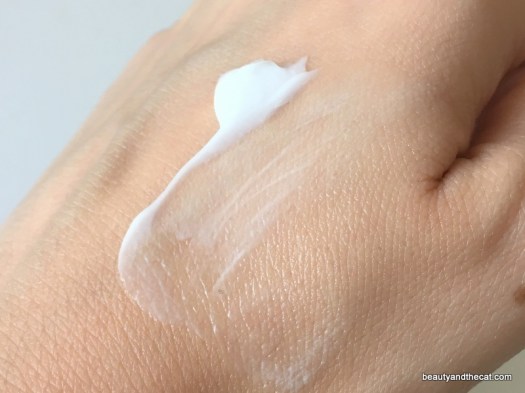 04-purple-tale-neck-cream-review